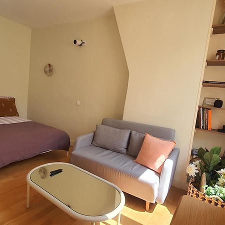 Studio Calme Et Ensoleille Entierement Renove Paris Exterior foto